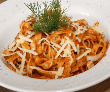 Fettucini Napoliten Soslu